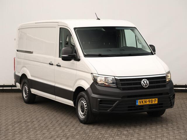 Volkswagen CRAFTER 30 2.0 TDI 102PK L3H2 Economy Business | Airco | Cruise | Navigatie via app-connect | Trekhaak | Bijrijdersbank |