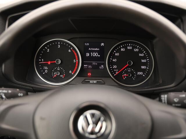 Volkswagen CRAFTER 30 2.0 TDI 102PK L3H2 Economy Business | Airco | Cruise | Navigatie via app-connect | Trekhaak | Bijrijdersbank |