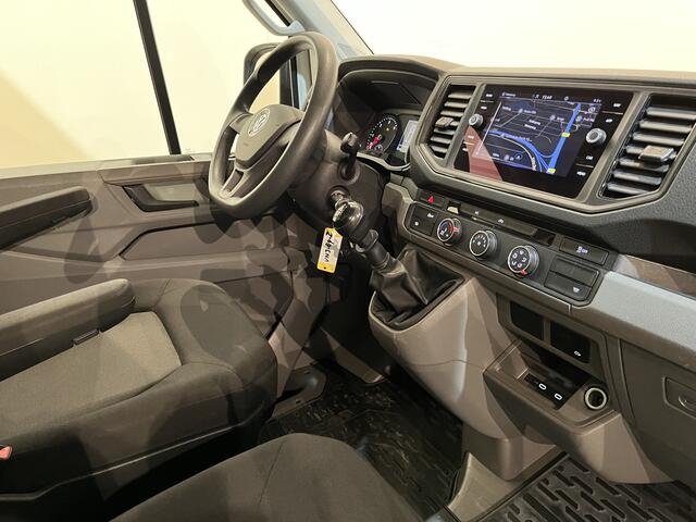 Volkswagen CRAFTER 35 2.0 TDI L3 140 PK Bakwagen / Dhollandia Laadklep / Euro 6 / Meubelbak / Zijdeur / Airco / CarPlay / Navigatie / Cruise Control / 3-Zits / 70.000 KM !!