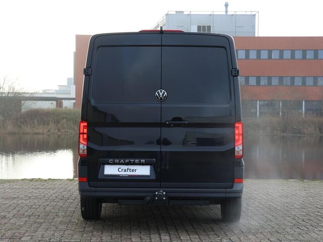 Volkswagen CRAFTER Bedrijfswagens Exclusive L3 2.0 TDI EU6 103 kW (140 pk) GVW 3.5T | Nieuw model | ACC | LED | Navigatie | 17 Inch | Trekhaak | ECC | Digital cockpit |