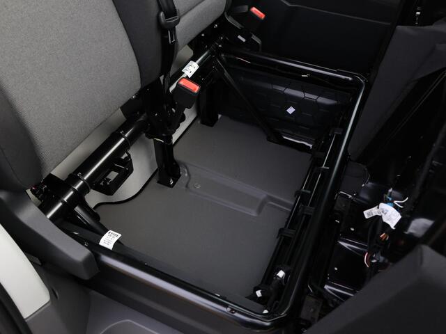 Volkswagen CRAFTER Bedrijfswagens Exclusive L3 2.0 TDI EU6 103 kW (140 pk) GVW 3.5T | Nieuw model | ACC | LED | Navigatie | 17 Inch | Trekhaak | ECC | Digital cockpit |