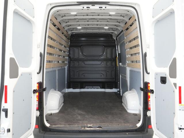 Volkswagen CRAFTER 30 2.0 TDI 140pk L3H3 Highline Navi via App Camera Cruise Airco