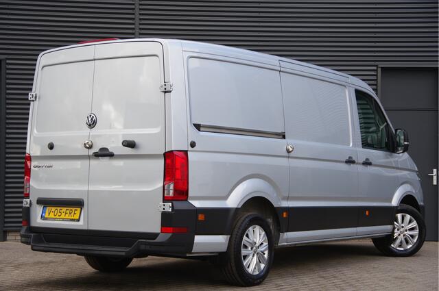 Volkswagen CRAFTER 35 2.0 TDI L3H2 140PK AUT. 3PERS. NAVI, AIRCO, APPLE CARPLAY, PARKEERSENSOREN, BLUETOOTH