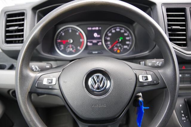 Volkswagen CRAFTER 35 2.0 TDI L3H2 140PK AUT. 3PERS. NAVI, AIRCO, APPLE CARPLAY, PARKEERSENSOREN, BLUETOOTH