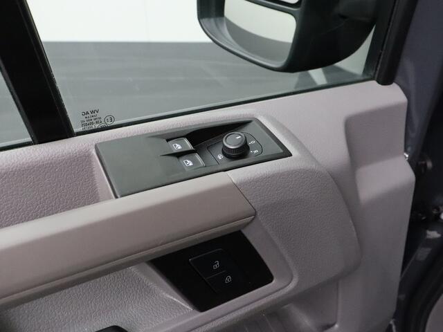 Volkswagen CRAFTER 2.0TDI 140PK L3H3 Highline | Navigatie | Camera | Airco | Cruise
