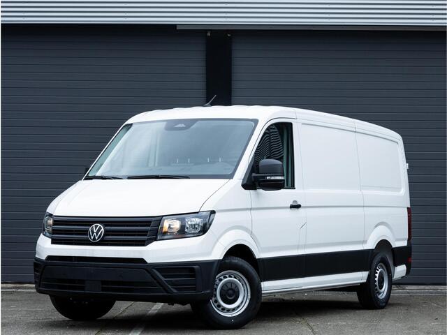 Volkswagen CRAFTER Bedrijfswagens 2.0 TDI L3H2 140PK Trendline | Nieuw model | Airco | Cruise Control | PDC | Camera | Bijrijdersbank | Trekhaak |