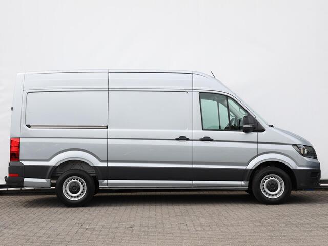 Volkswagen CRAFTER Bedrijfswagens 2.0 TDI L3H3 140PK Trendline | Nieuw model | Airco | Cruise Control | PDC | Alarm | Camera | Bijrijdersbank | Trekhaak |