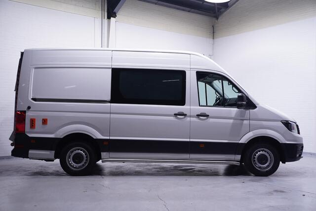 Volkswagen CRAFTER 2.0 TDI L3H3 LAADKLEP Airco, 1.552 kg Laadvermogen Airco, Camera, Cruise Control, Apple Carplay, NAP, 2-Zits