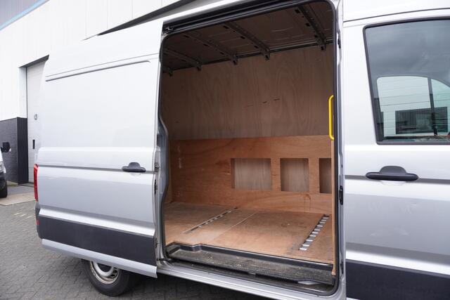 Volkswagen CRAFTER 2.0 TDI 140PK L3H3 Automaat EURO 6 - Airco - Navi - Cruise - ¤ 18.950,- Excl.
