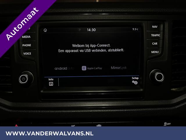 Volkswagen CRAFTER 2.0 TDI 141pk Automaat L3H2 L2H1 Euro6 Airco | Camera | Apple Carplay | 3000kg Trekhaak | Navigatie Android Auto, Bijrijdersbank