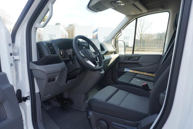 Volkswagen CRAFTER 35 2.0 TDI L3H3 Highline 35 2.0 TDI L3H3 177 PK Aut. Highline, App connect, Cruise control, Alarm