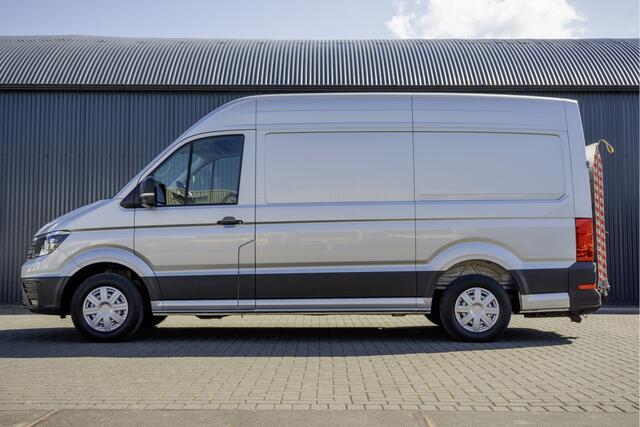 Volkswagen CRAFTER 2.0 TDI L3H3 140pk | Laadklep | Laadlift | Automaat | CarPlay | Camera | PDC | Cruise | Airco | Euro 6