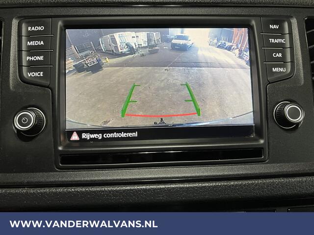 Volkswagen CRAFTER 2.0 TDI 177pk L3H2 L2H1 Euro6 Airco | Camera | Navigatie | Apple Carplay | Android Auto, 3000kg trekhaak, Bijrijdersbank