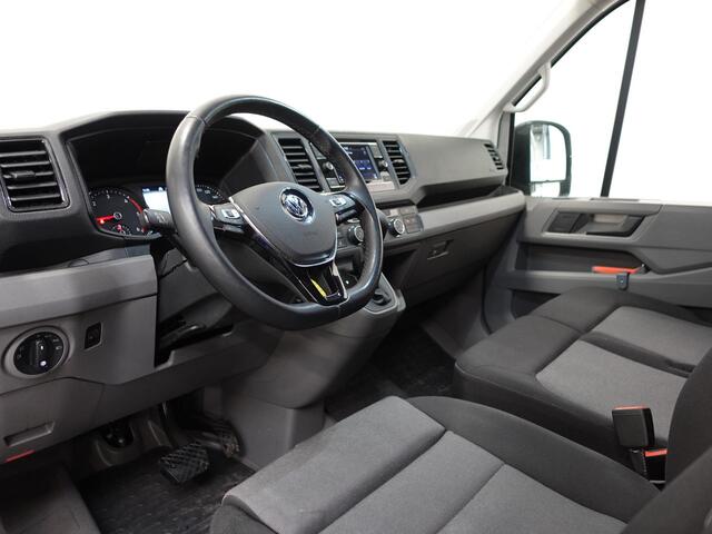 Volkswagen CRAFTER 30 2.0 TDI L3H3 Highline 177PK Automaat Airco Navi Camera Trekhaak