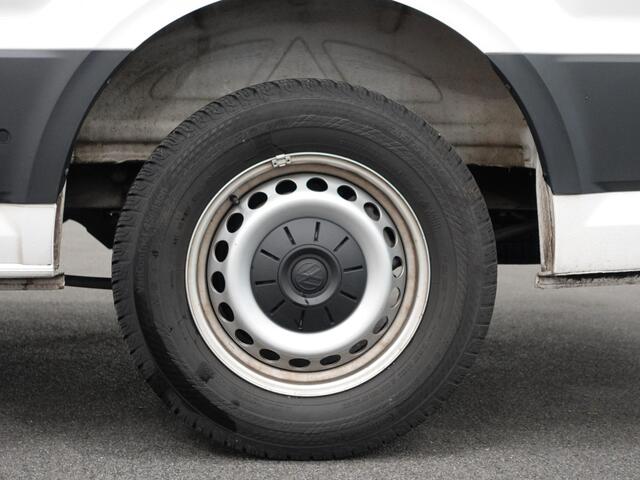 Volkswagen CRAFTER 30 2.0 TDI L3H3 Highline 177PK Automaat Airco Navi Camera Trekhaak