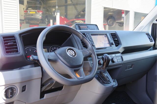 Volkswagen CRAFTER 50 2.0 TDI L3H2 (L2H1) 177PK AUT. 3.5T TREKGEW. DUBBEL LUCHT, CAMERA, NAVI, CRUISE, AIRCO, STOELVERWARMING, DUBBEL LUCHT