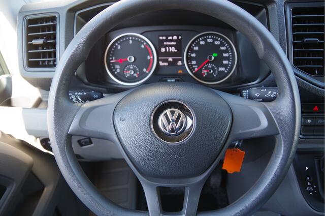 Volkswagen CRAFTER 50 2.0 TDI L3H2 (L2H1) 177PK AUT. 3.5T TREKGEW. DUBBEL LUCHT, CAMERA, NAVI, CRUISE, AIRCO, STOELVERWARMING, DUBBEL LUCHT