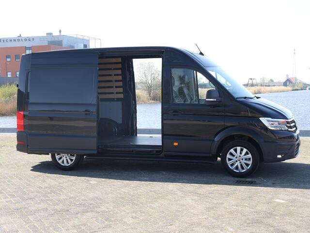 Volkswagen CRAFTER 2.0 TDI 177PK Automaat L3H3 Exclusive 75-Edition | ACC | LED | ErgoComfort Stoel | Climatronic | 2x Schuifdeur | Leder | Camera | Trekhaak | Betimmering |