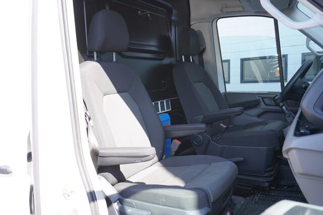 Volkswagen CRAFTER 2.0 TDI 140PK L3H3 EURO 6 - Airco - Navi - Cruise - Camera - ¤ 14.900,- Excl.