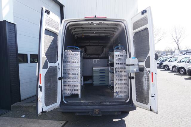 Volkswagen CRAFTER 2.0 TDI 140PK L3H3 EURO 6 - Airco - Navi - Cruise - Camera - ¤ 14.900,- Excl.