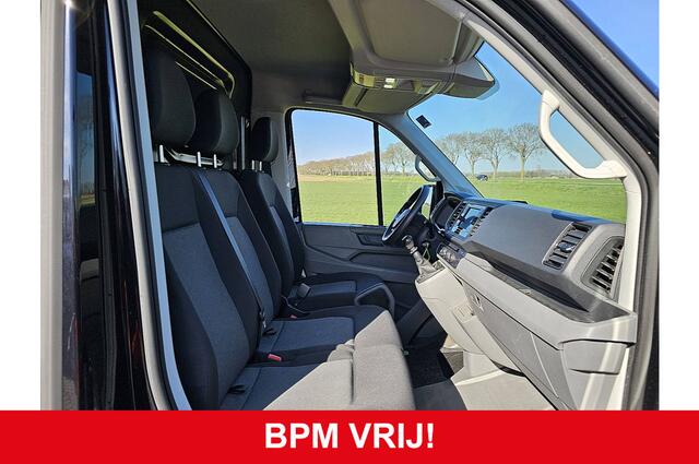 Volkswagen CRAFTER 35 2.0 TDI L2H1 Airco, PDC, Camera, 140 PK, Euro6
