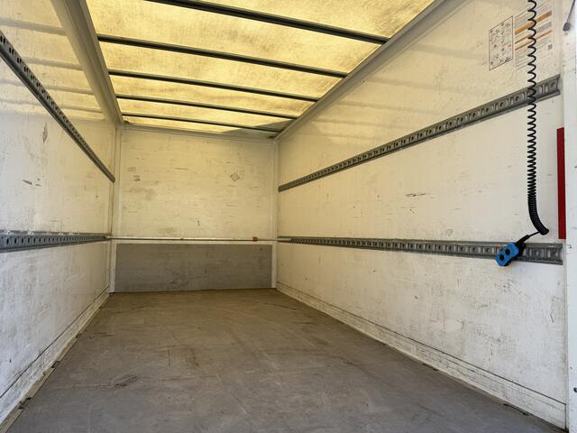 Volkswagen CRAFTER 35 2.0 TDI 130kw 177pk Bakwagen - Laadklep - Airco