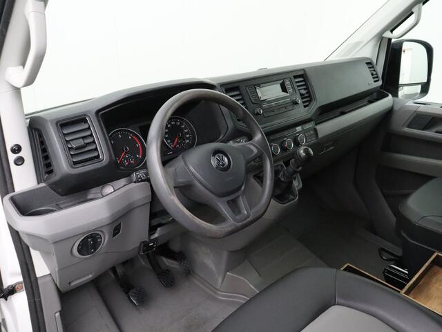 Volkswagen CRAFTER 2.0TDI 140PK L3H2 Imperiaal | Trekhaak | Airco | Cruise | Betimmering
