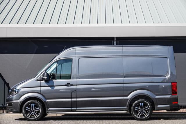 Volkswagen CRAFTER L3H3 | 35 | 3.500 Trekgewicht | Achteruitrijcamera | Trekhaak | Sidebars | 17'' | Indium Grey