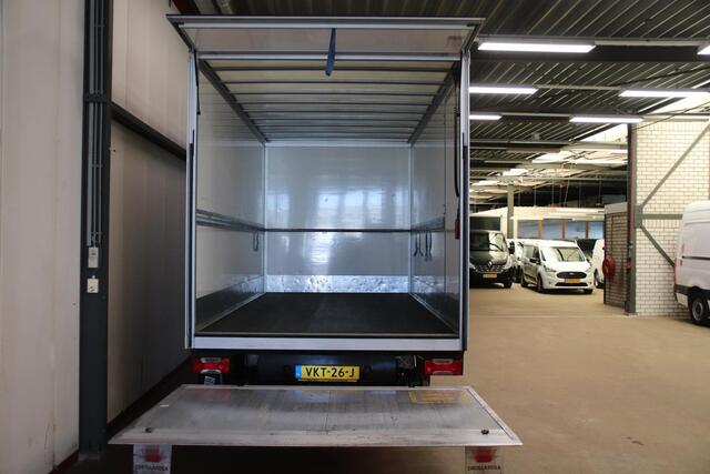 Volkswagen CRAFTER EXTRA GROTE BAK 1000 KG LAADKLEP TREKHAAK