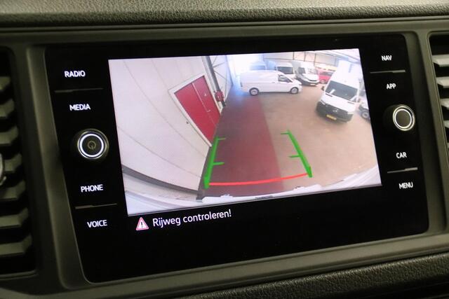 Volkswagen CRAFTER EXTRA GROTE BAK 1000 KG LAADKLEP TREKHAAK