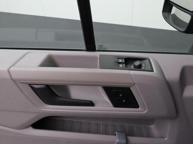 Volkswagen CRAFTER 2.0TDI 177Pk Bakwagen+Laadklep | Navigatie | Camera | 3-Persoons | Airco | Cruise
