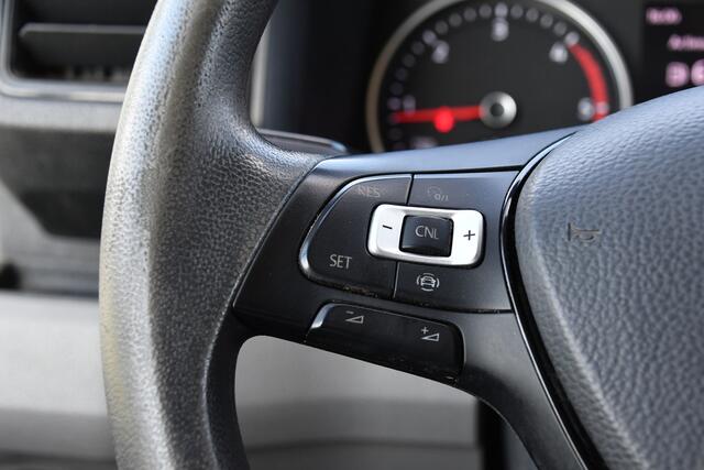 Volkswagen CRAFTER 35 2.0 TDI L3H3 Highline Cruise, Sensoren, Multimedia, 140PK, Trekhaak, Airco, Uniek!