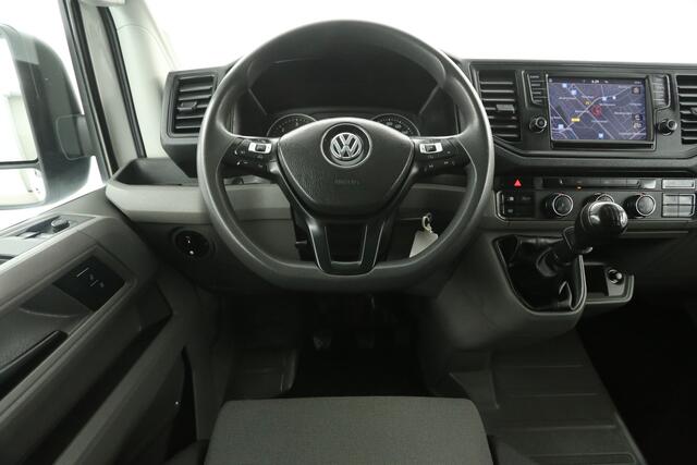 Volkswagen CRAFTER 35 2.0 TDI L3H3 177PK 3500KG Trekgew. Airco Camera Carplay Cruise Navi PDC Elektrpakket