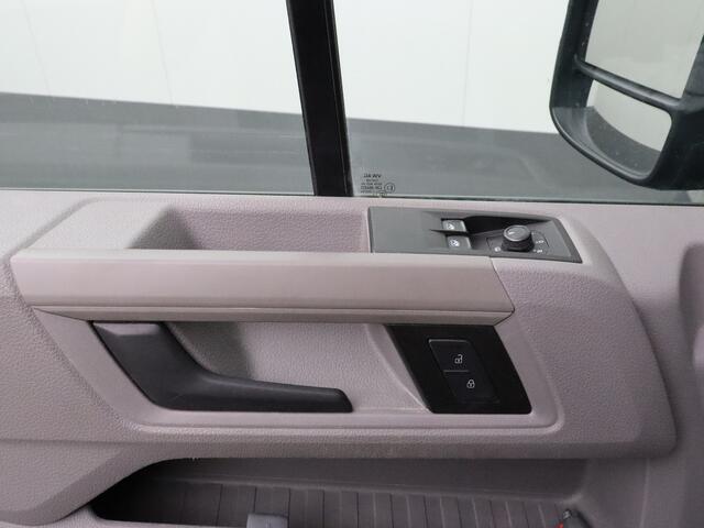 Volkswagen CRAFTER 2.0TDI 140PK L3H2 Highline | Navigatie | Camera | Airco | Betimmering