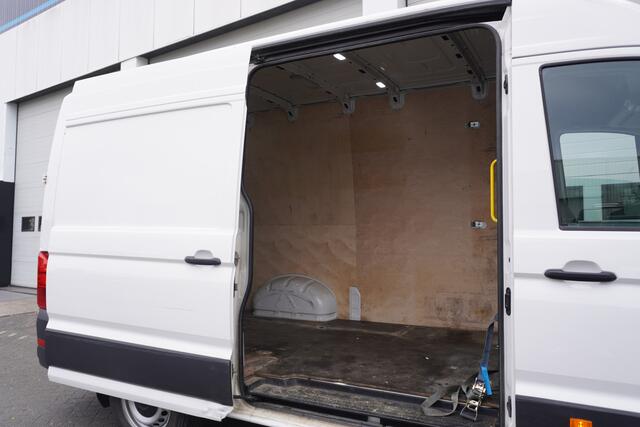 Volkswagen CRAFTER 2.0 TDI 177PK L3H3 EURO 6 - Airco - Cruise - PDC - ¤17.950,- Excl.
