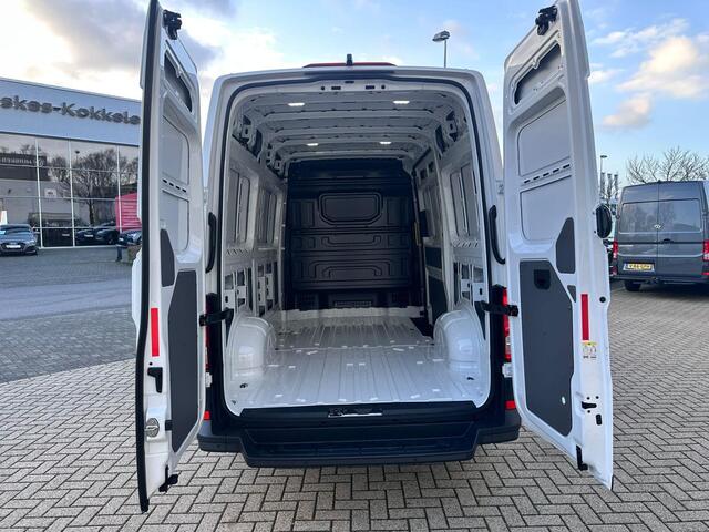 Volkswagen CRAFTER 30 2.0 TDI L3H3 Exclusive