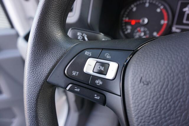 Volkswagen CRAFTER 35 | 177 PK | Bakwagen EL | Laadklep 750 KG | App-Connect | Camera | Voorruitverwarming