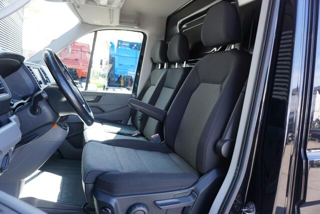 Volkswagen CRAFTER 30 | 140 PK | L3H3 | Cruise | Navi | Stuur- en Stoelverwarming | Voorruitverwarming