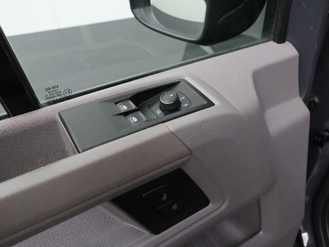Volkswagen CRAFTER 2.0TDI 140PK L3H2 Highline | Navigatie | Camera | Airco | Cruise | Betimmering
