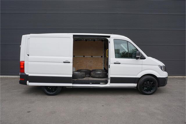 Volkswagen CRAFTER 30 | L3H2 | Airco | Sidebars | Trekhaak | Lichtmetalen Velgen 18 Inch