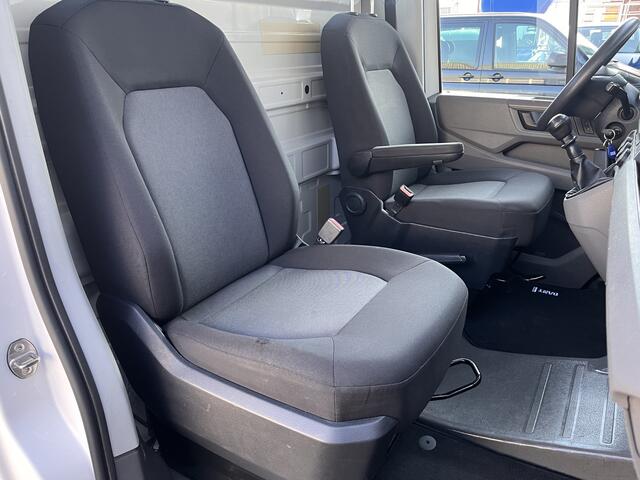 Volkswagen CRAFTER 35 2.0 TDI Airco Cruise Control Trekhaak 3500kg trekgewicht Open laadbak Navigatiesysteem Apple carplay Euro 6 Open laadbak Pick-up p-up Bakwagen 1e eigenaar Telefoonverbinding