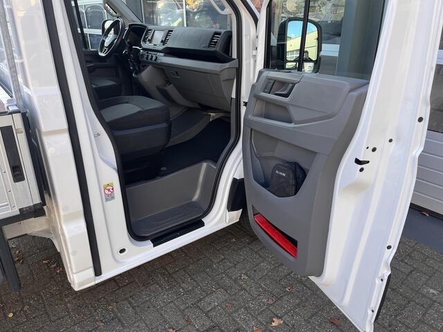 Volkswagen CRAFTER 35 2.0 TDI Airco Cruise Control Trekhaak 3500kg trekgewicht Open laadbak Navigatiesysteem Apple carplay Euro 6 Open laadbak Pick-up p-up Bakwagen 1e eigenaar Telefoonverbinding