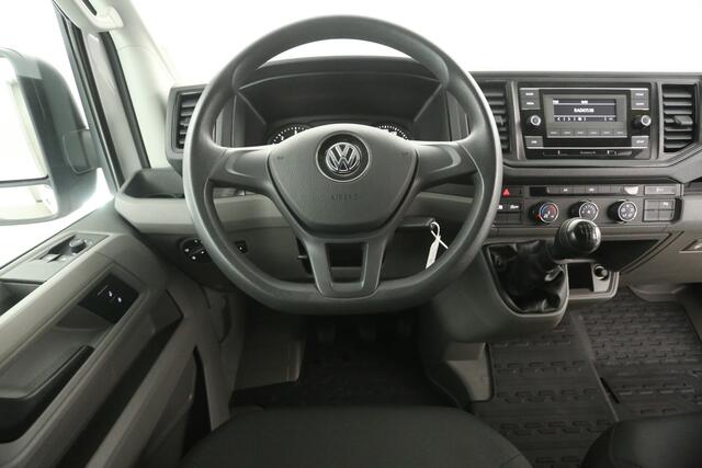 Volkswagen CRAFTER 30 2.0 TDI L3H3 140PK Airco Cruise Parkeersensoren 3 Persoons Elektrpakket