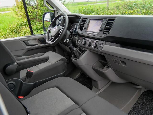 Volkswagen CRAFTER 35 2.0 TDI 140PK RWD L3H3 Highline | ZIJSCHUIFDEUR L+R | TREKHAAK | CAMERA |