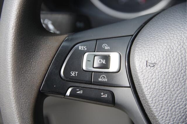 Volkswagen CRAFTER 50 2.0 TDI L4 177PK PICK-UP, 3.5T TREKGEW., DUBBEL LUCHT, CRUISE, AIRCO, BLUETOOTH, OPENLAADBAK, OPEN LAADBAK,