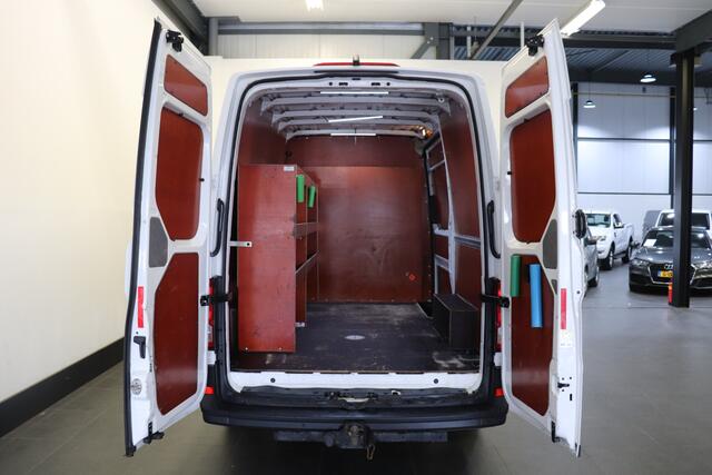 Volkswagen CRAFTER 2.0 TDI 140PK L3H3 EURO 6 - Airco - Navi - Cruise - ¤14.900,- Excl.