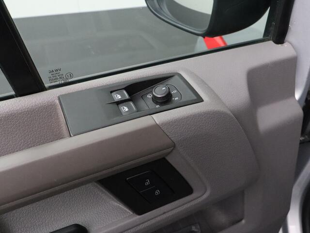 Volkswagen CRAFTER 2.0TDI 140PK L3H3 Highline | Navigatie | Camera | Airco | Cruise