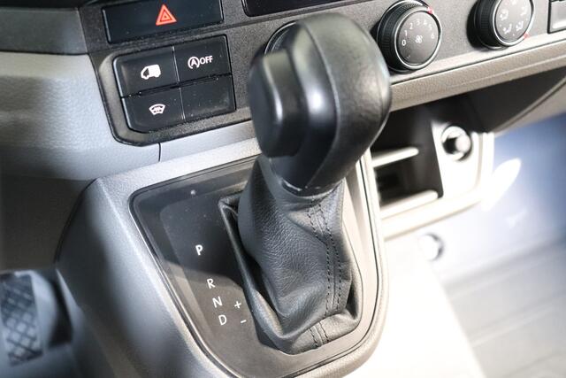 Volkswagen CRAFTER 2.0 TDI 140PK L4H3 Automaat EURO 6 - Airco - Navi - Cruise - ¤ 21.950,- Excl.