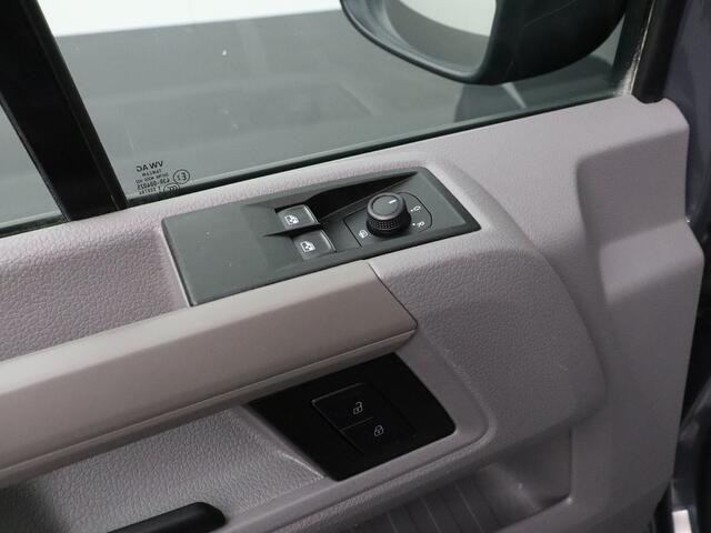 Volkswagen CRAFTER 2.0TDI 140PK L3H2 Highline | Navigatie | Camera | Airco | Cruise | Betimmering
