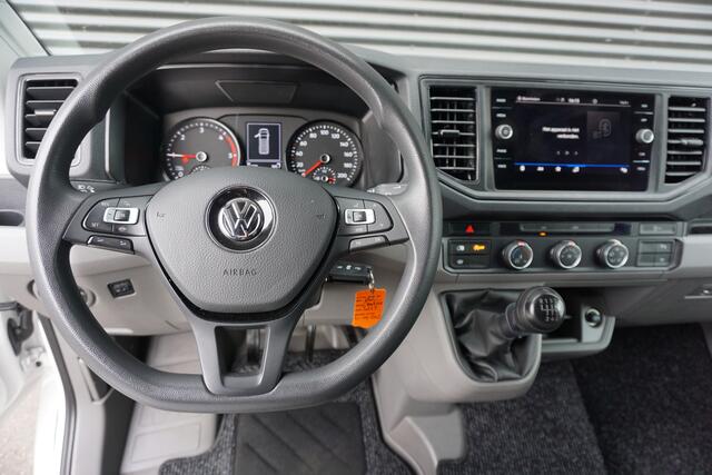Volkswagen CRAFTER 30 | 140 PK | L3H3 | App-Connect | Cruise | Camera | Trekhaak | Voorruitverwarming